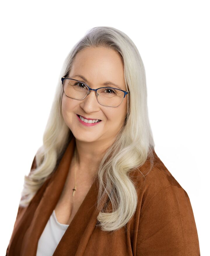 Trude Skalicky, Real Estate Salesperson in Minot, Alliance Group