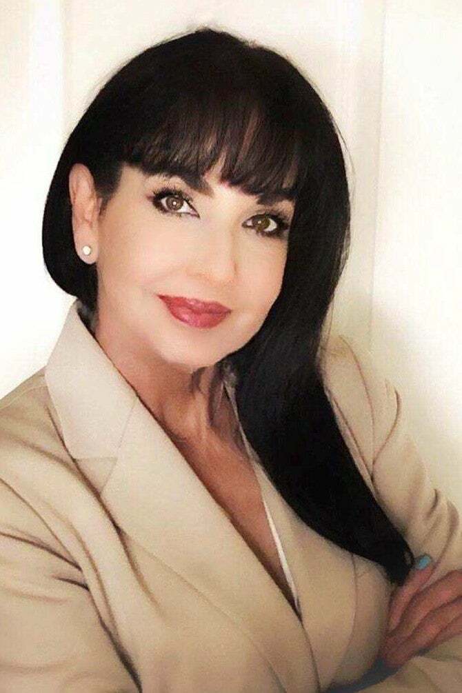 Ana Remond, Real Estate Salesperson in Miami, Home Lovers Realty