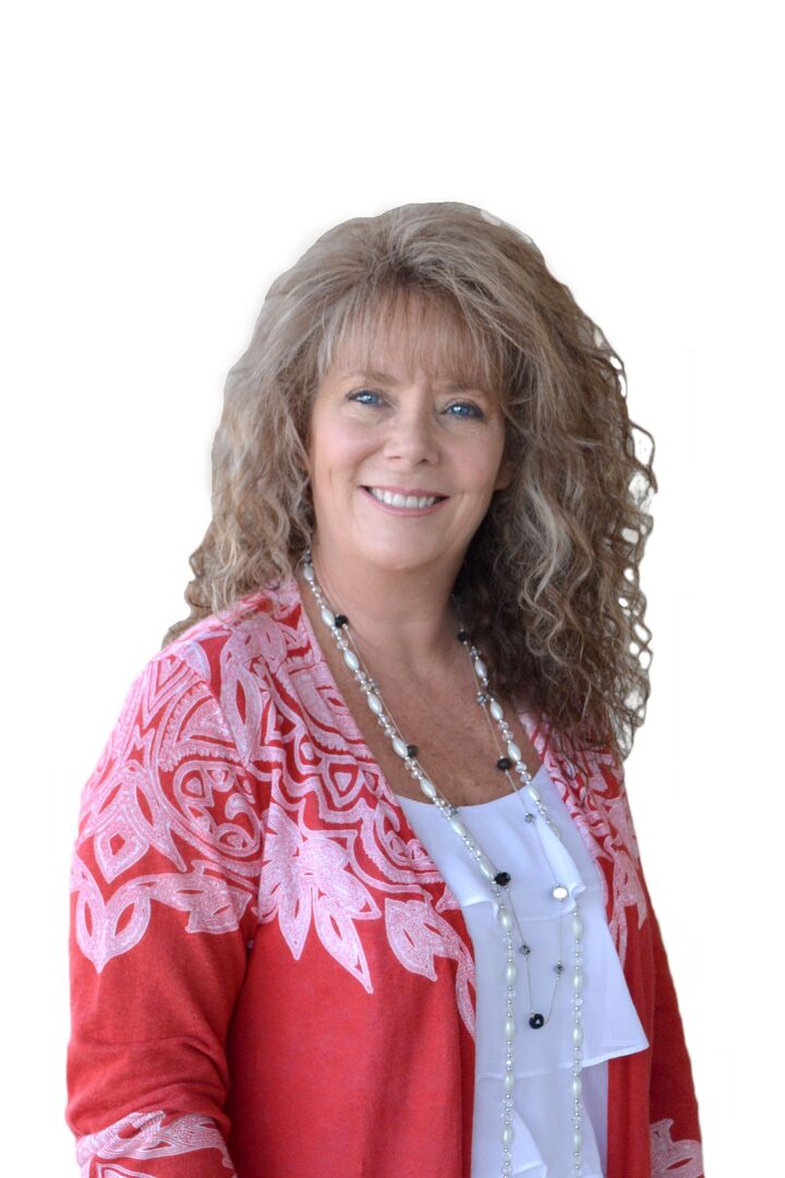 Elaine King, Real Estate Salesperson in Canyon Lake, Masters