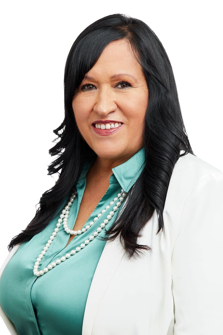 Maria Avila, Real Estate Salesperson in Burbank, Town Center