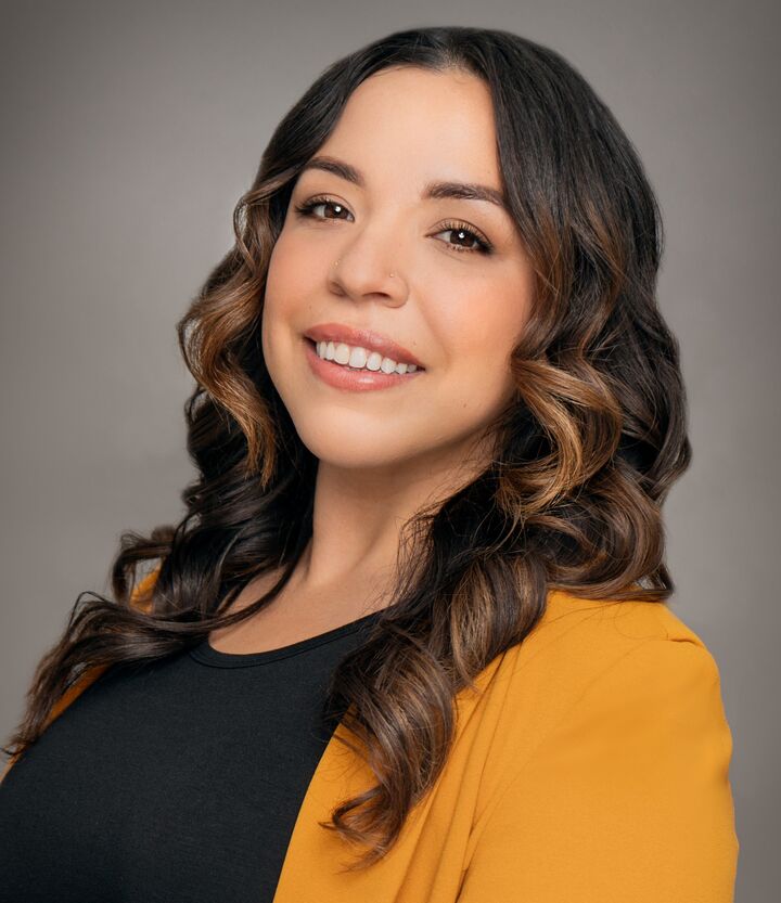 Leslie Martinez, Real Estate Broker/Real Estate Salesperson in Chicago, Results Realty ERA Powered