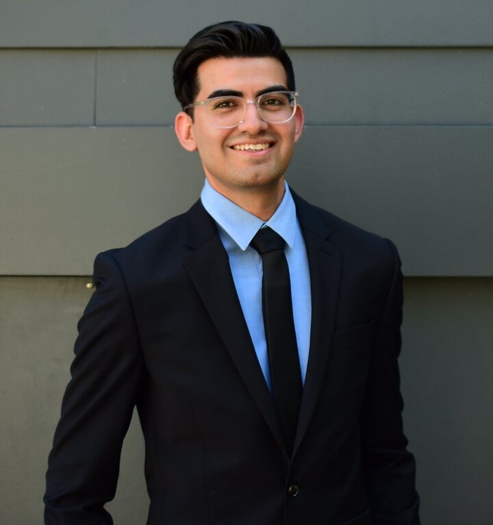 Jose Garcia,  in Lincolnwood, Circle