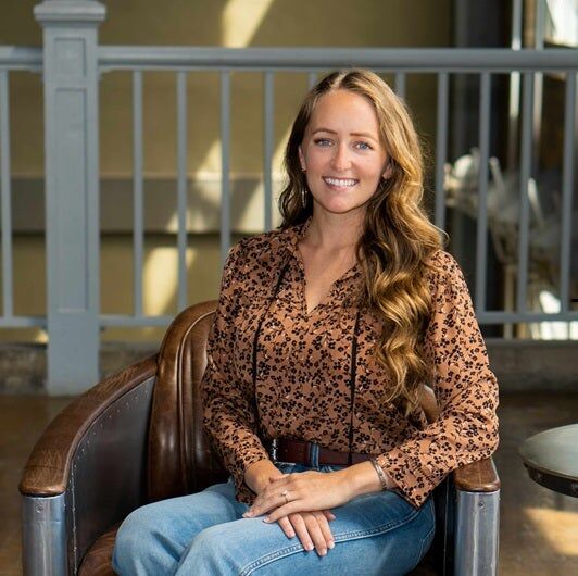 Jessica De Hoyos, Real Estate Salesperson in Stockdale, Running S Realty