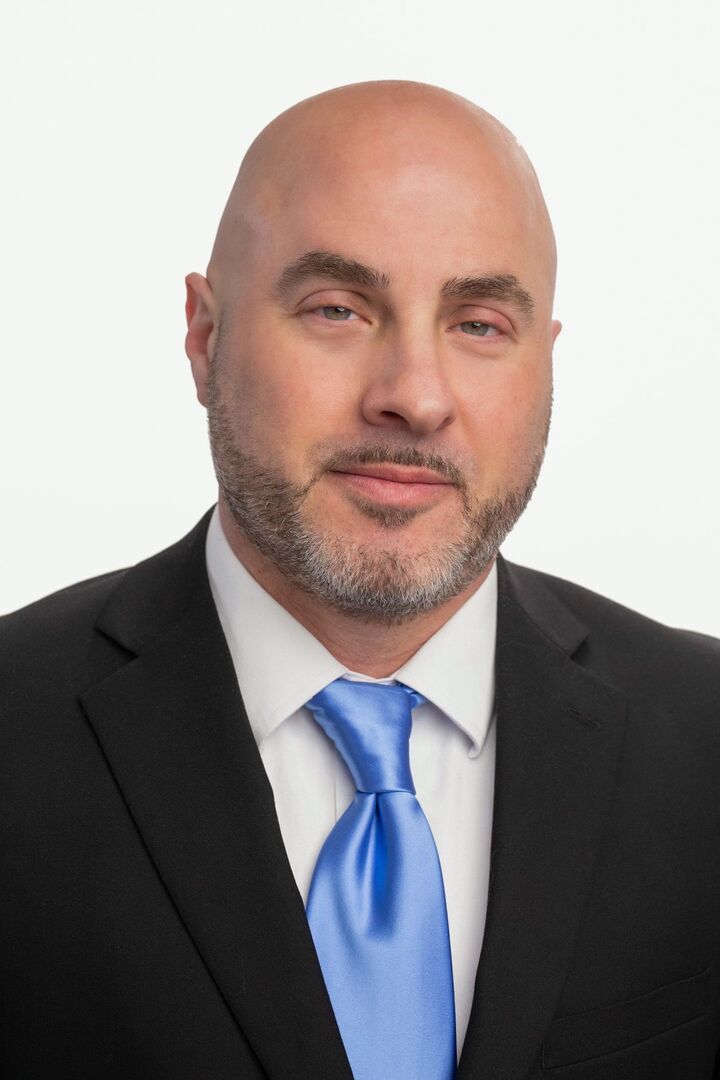 Adam Steiner, Real Estate Salesperson in Spencer, North East