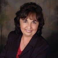 Cindy Tupper, Real Estate Salesperson in Roseville, Select Real Estate, Inc.