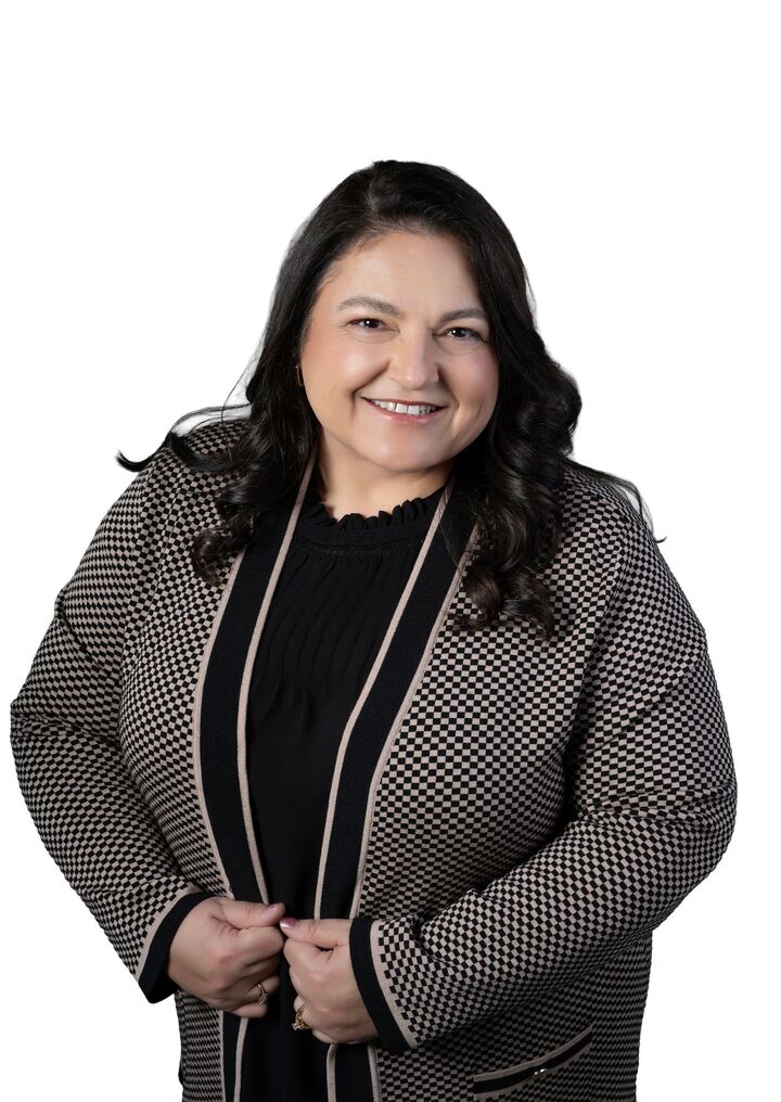 Yvette Cruz, Real Estate Salesperson in Rancho Cucamonga, Masters
