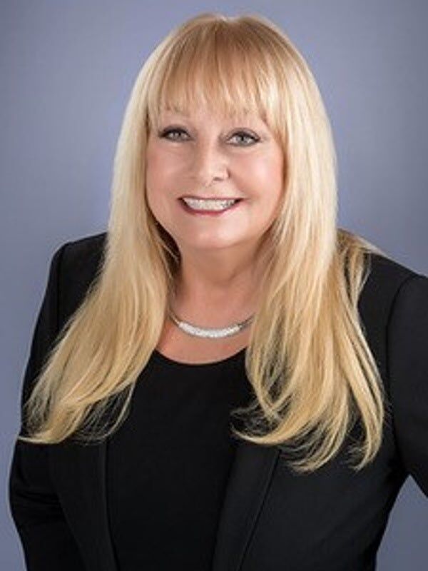 Christine Ashton, Real Estate Salesperson in Thousand Oaks, Masters