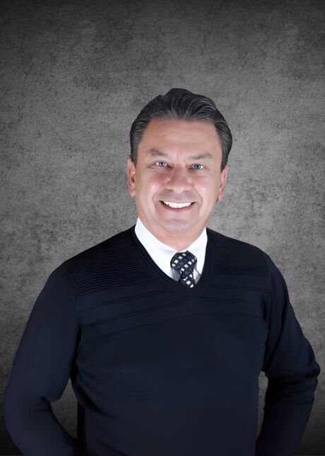 Tommy Pappas,  in Alamogordo, Steinborn & Associates