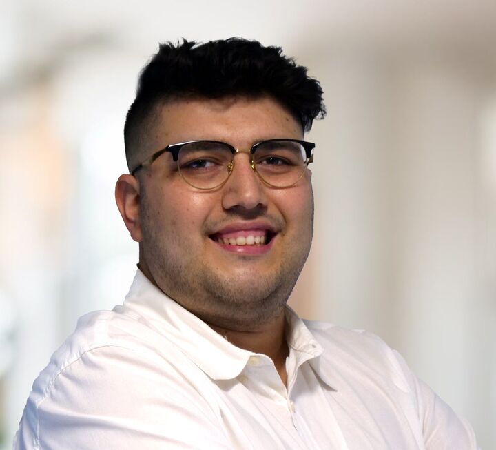 Arturo Rodriguez,  in Chicago, Circle