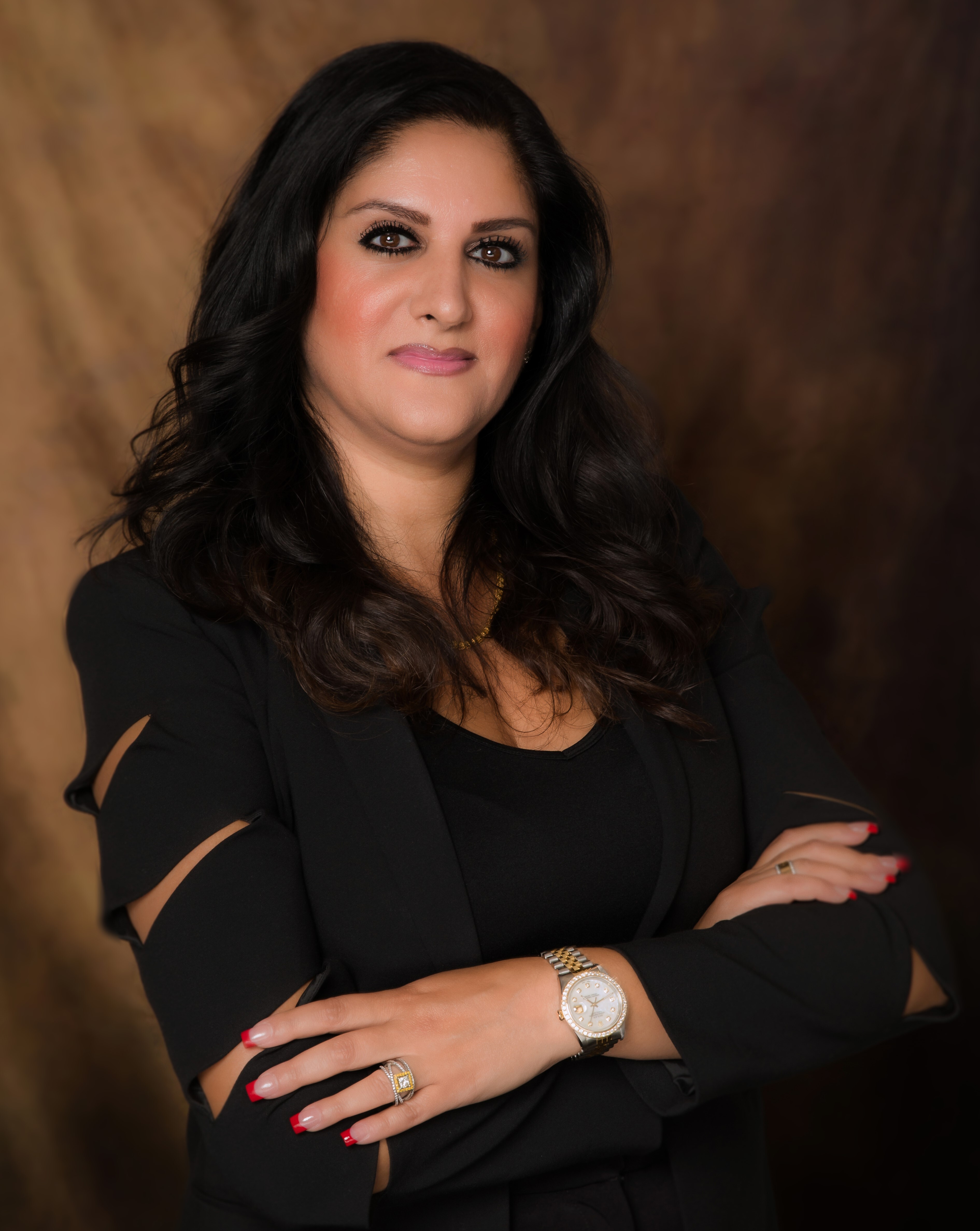 Orna Saghian, in Encino, Pinnacle Estate Properties