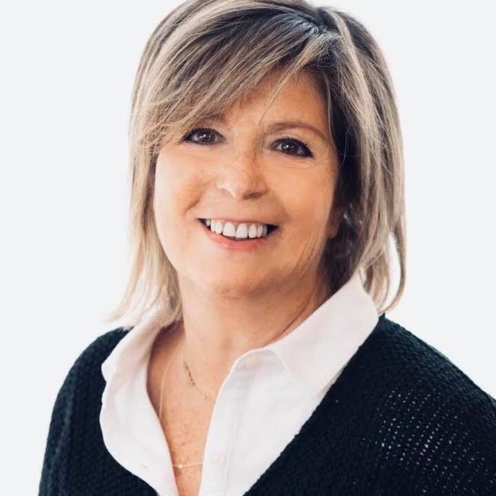 Lisa Gordon,  in Woodbury, Realty Connect