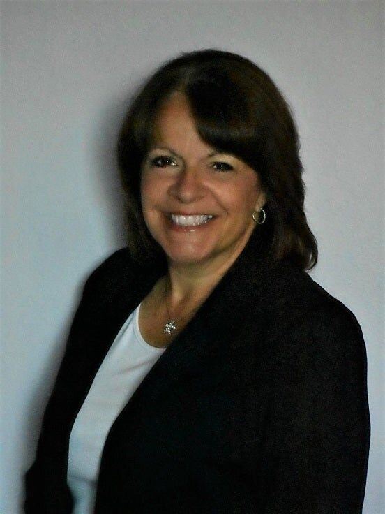 Lisa Tracy, Real Estate Salesperson in Rockford, Affiliated