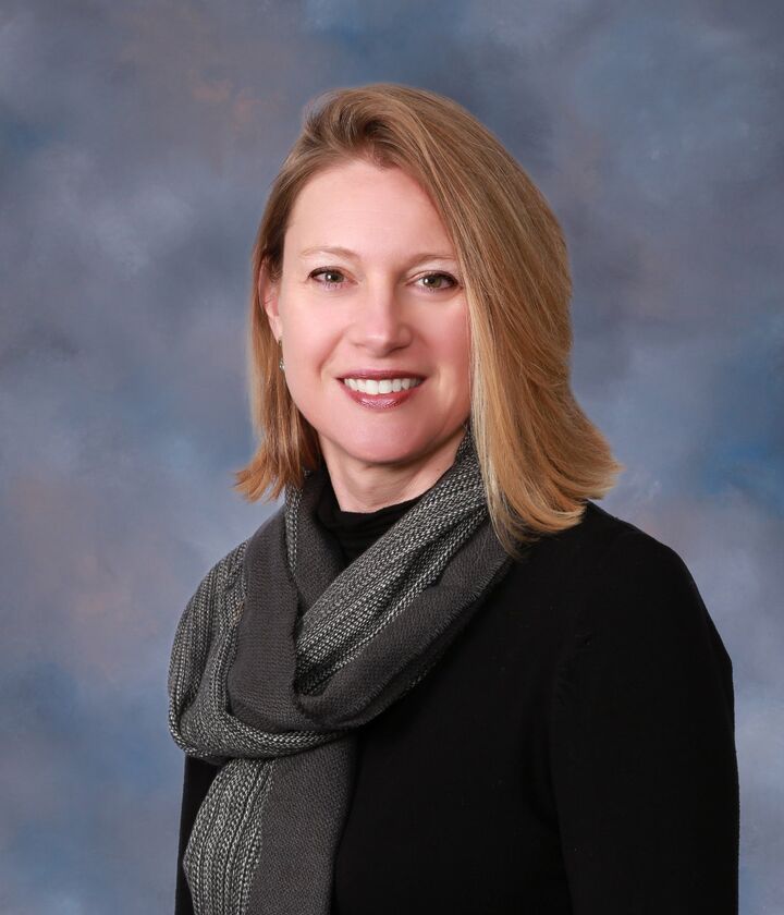 Marnie Basney, Associate Real Estate Broker in Mount Pleasant, Mt. Pleasant Realty