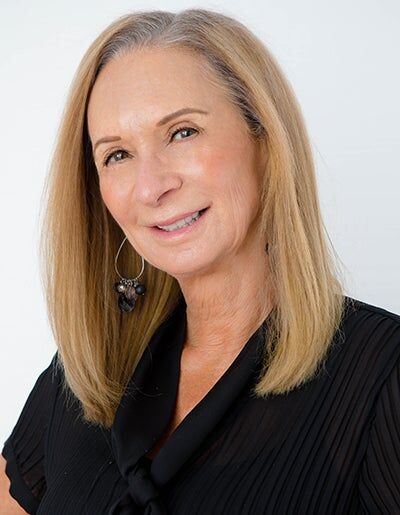 Debra Cole, Principal Broker in Salem, Mountain West Real Estate, Inc.