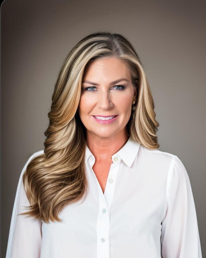 Pauline Howerton, Associate Real Estate Broker in Rocky Mount, Sterling Combs