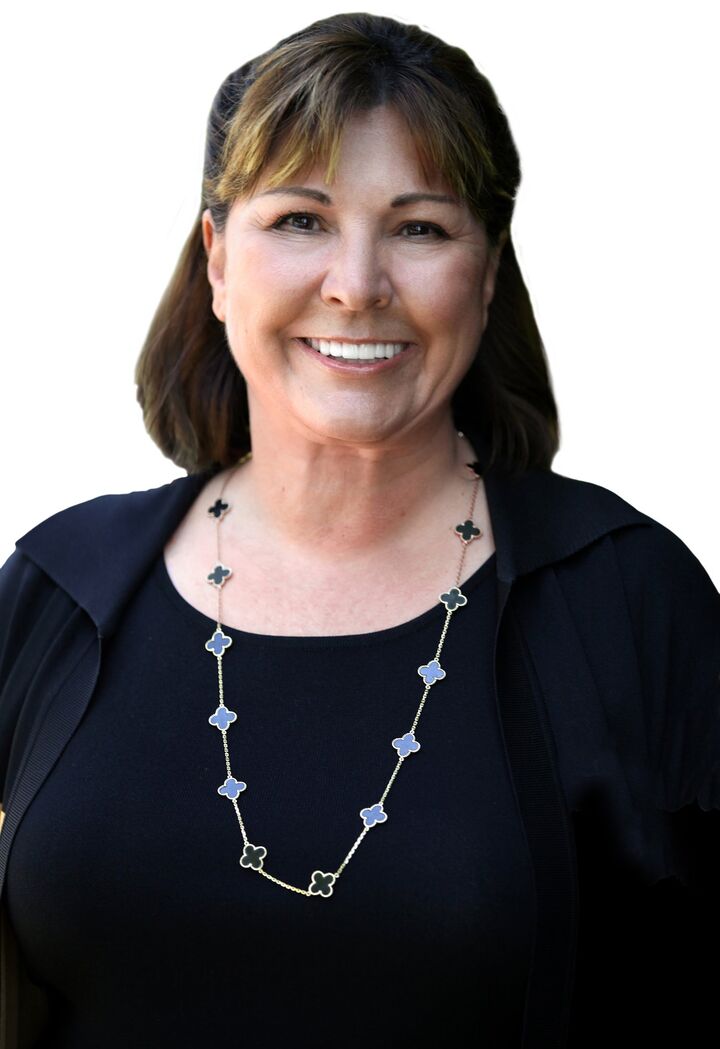 Phyllis Harb, Real Estate Salesperson in La Canada Flintridge, Hallmark Realty