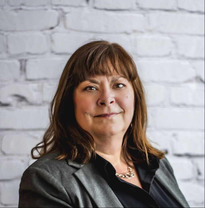 Stephanie Pratt Cheboygan Schmidt, Realtors Coldwell Banker