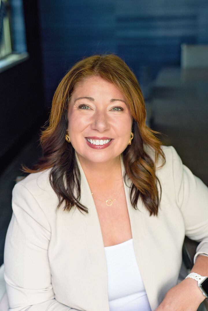 Chrissy Clark, Real Estate Salesperson in Lebanon, Heritage