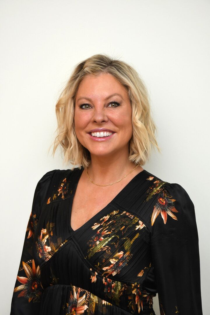 Stephanie Siebert,  in Orland Park, Circle