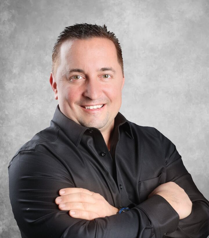 Kyle Hall, Real Estate Salesperson in Newark, Frank Frye Real Estate