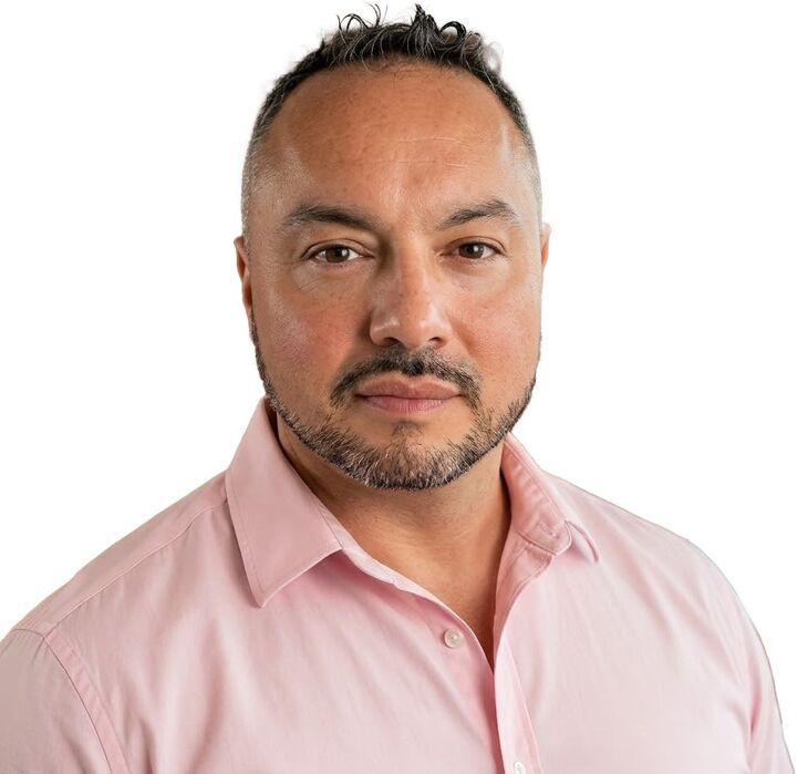 Rodolfo Parra Jr., Real Estate Salesperson in Kearny, Venture Real Estate