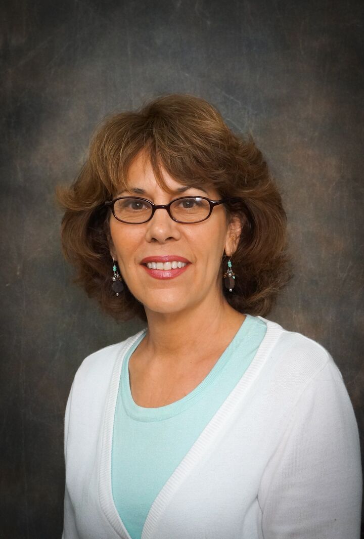 Catherine Cruz, Real Estate Salesperson in Coral Springs, Tenace Realty