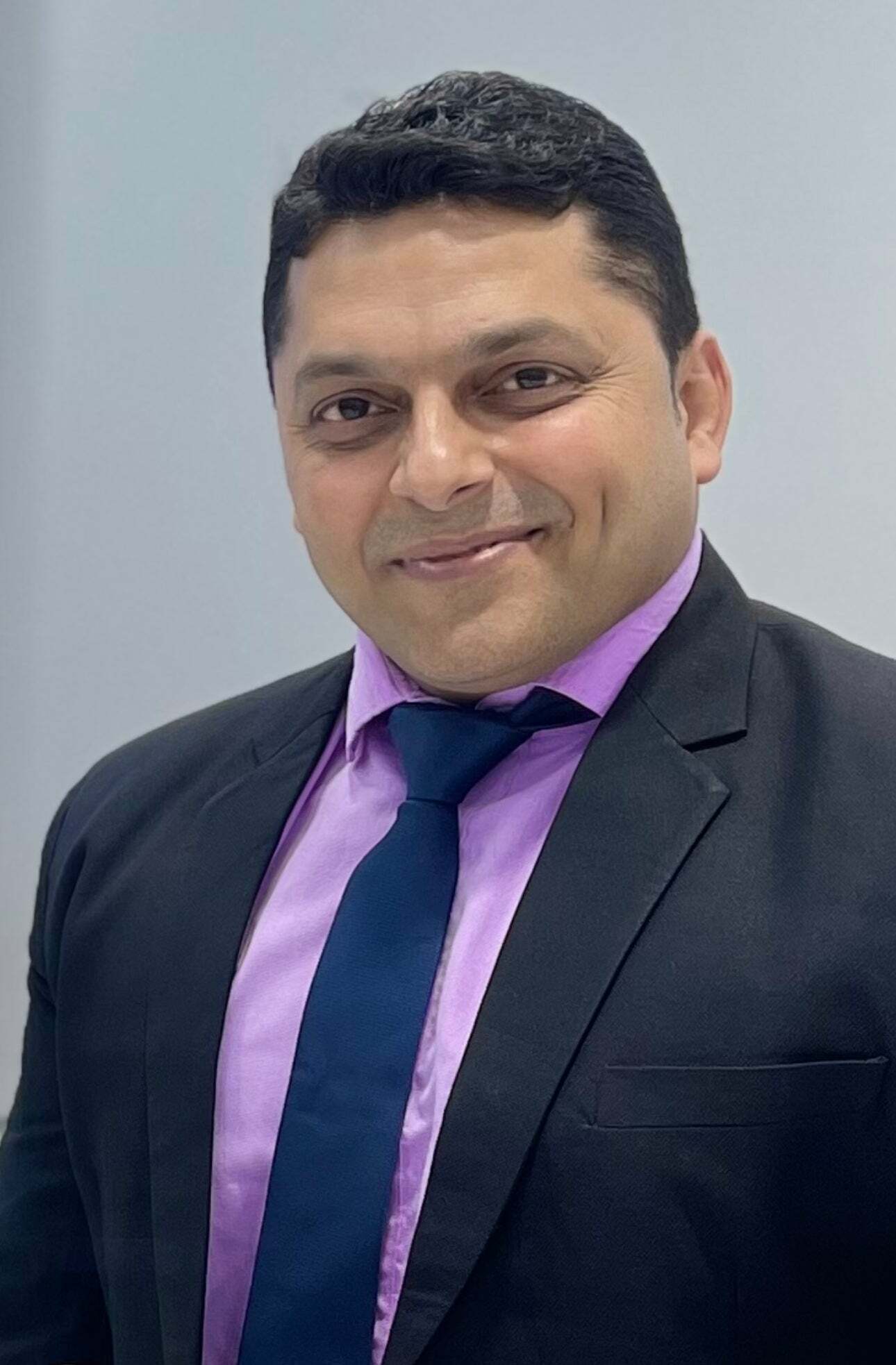 Vikram Punjabi, Real Estate Salesperson in Las Vegas, Americana