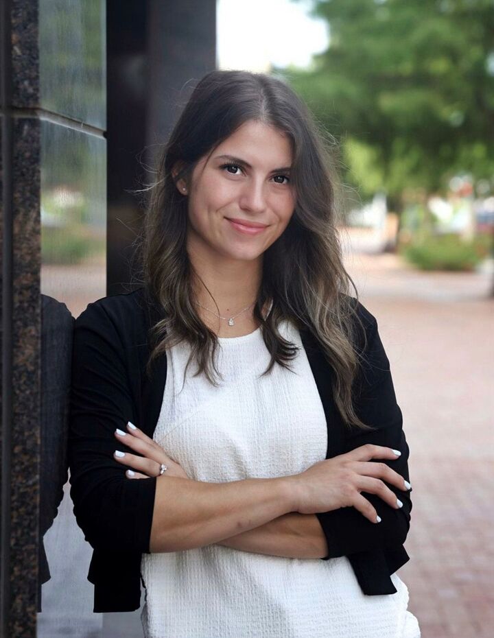 Destiny Leone, Real Estate Salesperson in Topeka, American Home