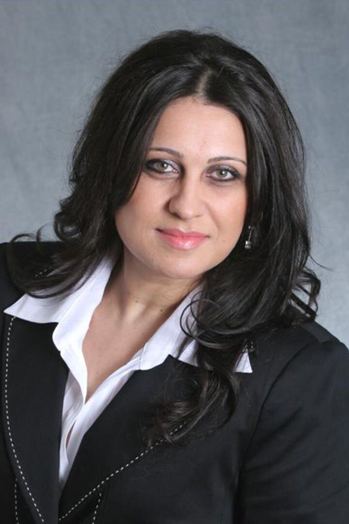 Aggie Janszyan, Real Estate Salesperson in Glendale, Hallmark Realty