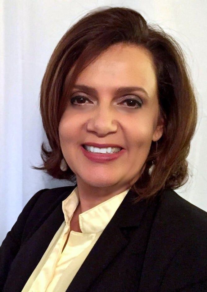 Claudia Andrade Forster, Real Estate Salesperson in Kearny, Venture Real Estate