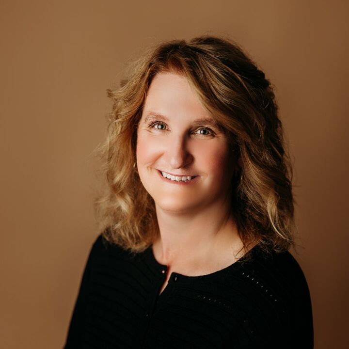 Melissa Daugherty, Associate Real Estate Broker in Soldotna, Realty Solutions