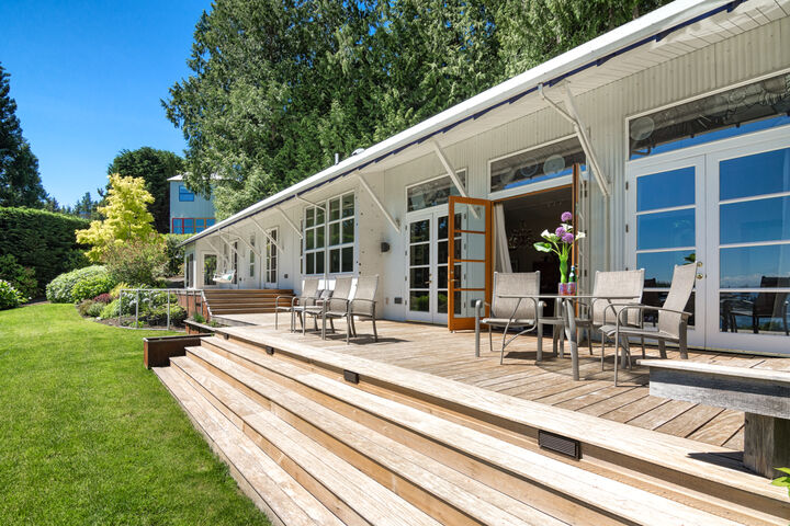 Property Photo: Lavender lane 3664 Lavender Lane NE  WA 98110 