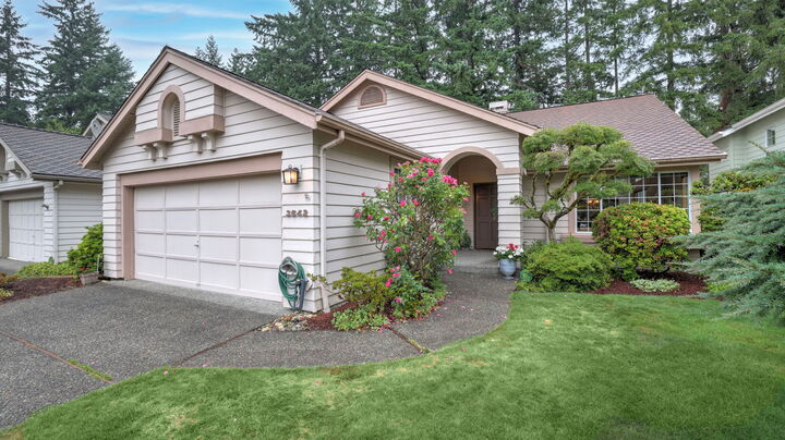 Property Photo: 3642 254th Avenue SE WA 98029