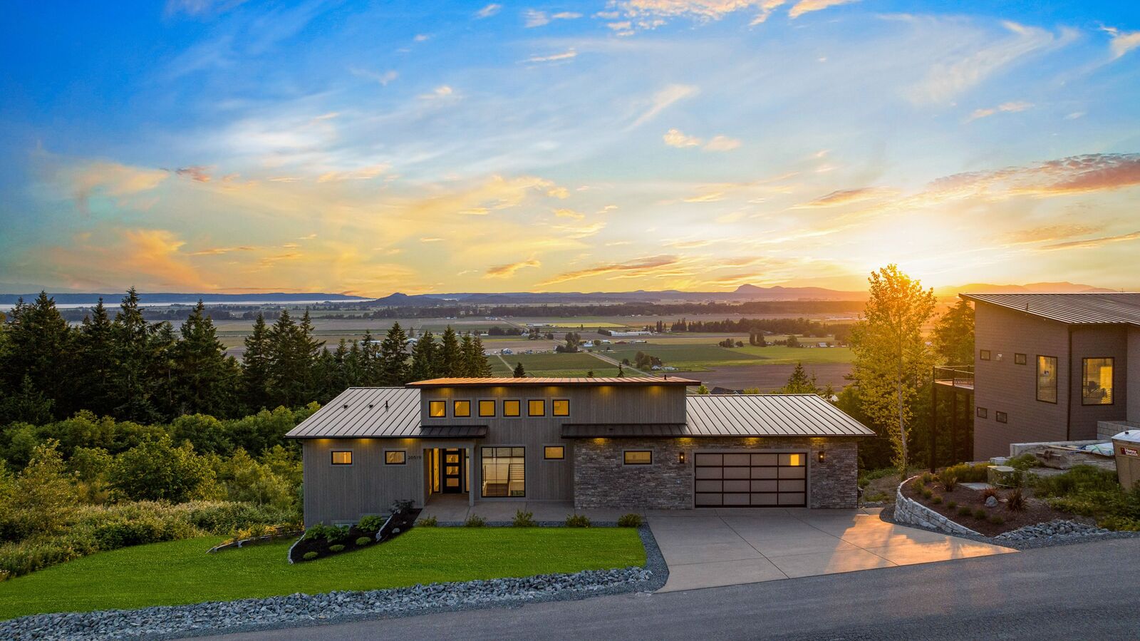 Property Photo:  20519  Benson Ridge Lane  WA 98274 