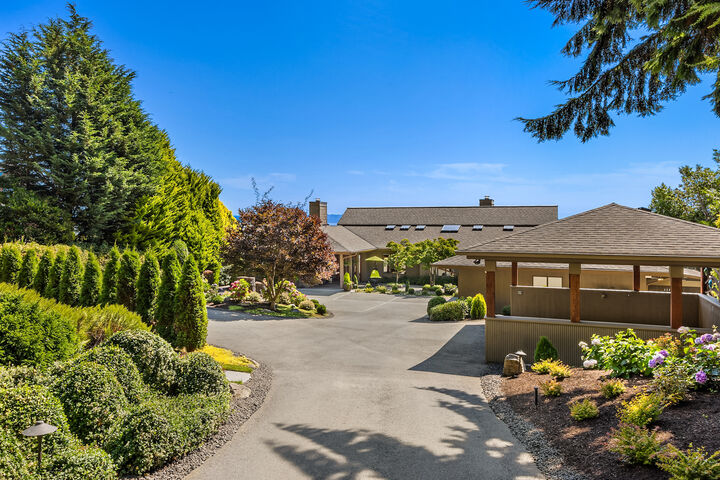 Property Photo: 1850 Beans Bight Road NE WA 98110