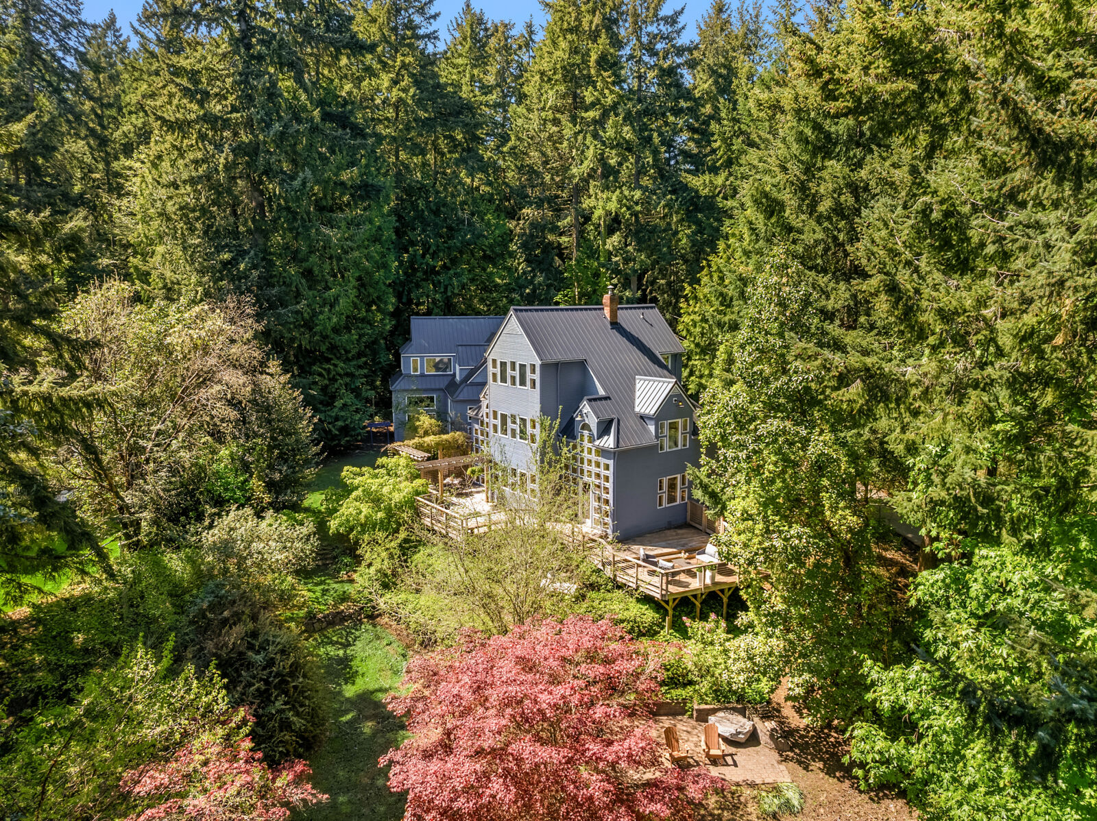 Property Photo: 6420 NE Tara Lane 6420 NE Tara Lane  WA 98110 