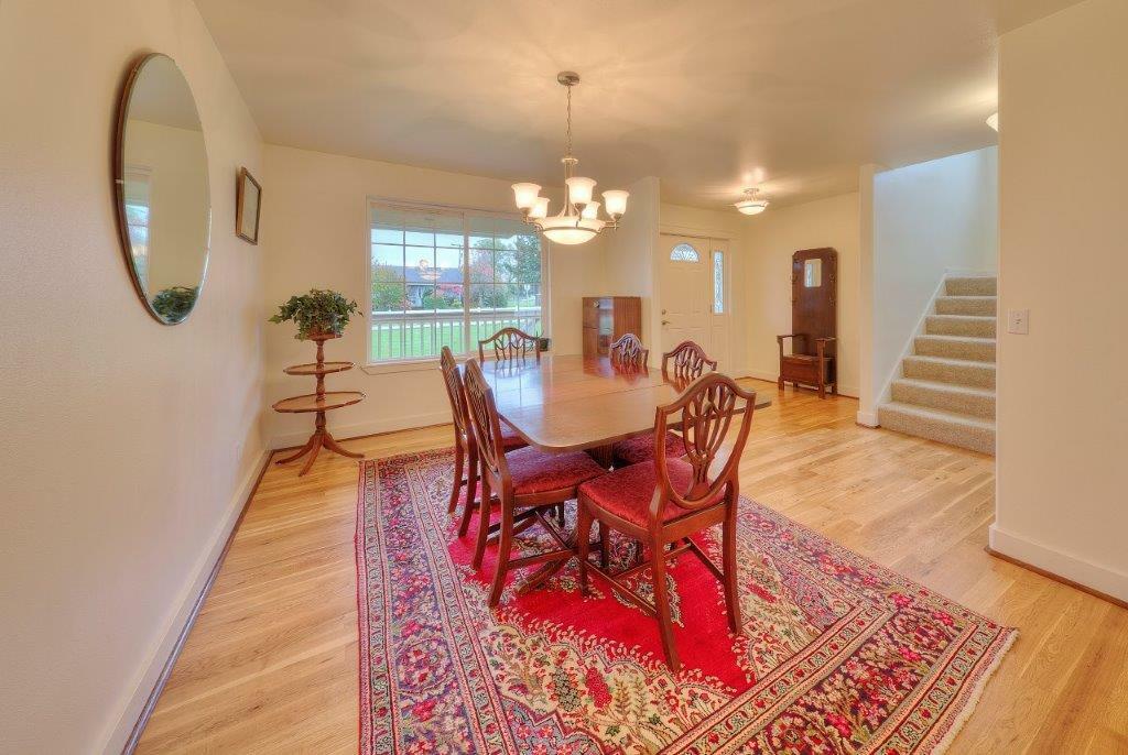 Property Photo: Foyer/dining room 18804 SE 416th St  WA 98022 