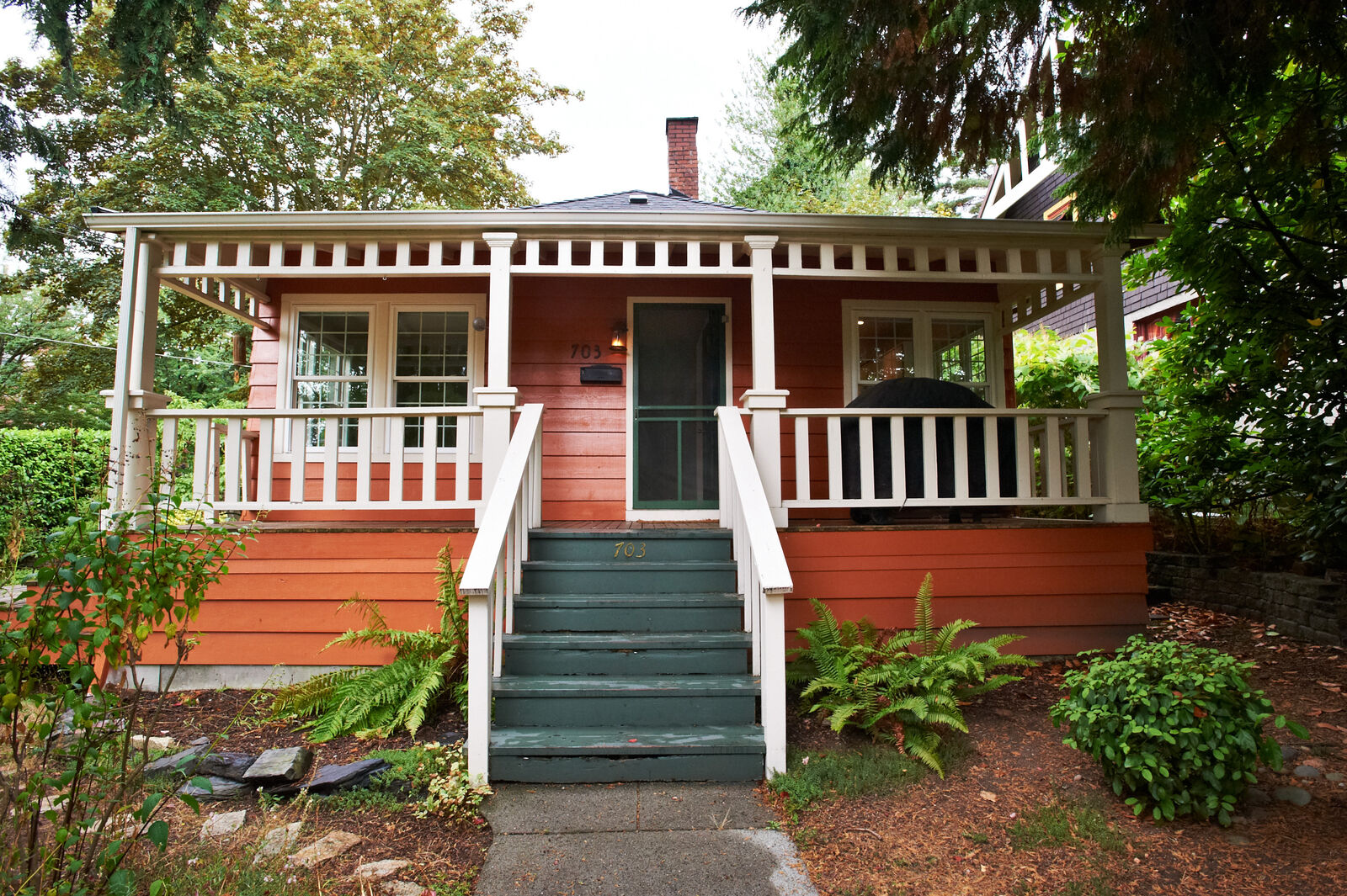 Property Photo:  703 19th Ave  WA 98122 