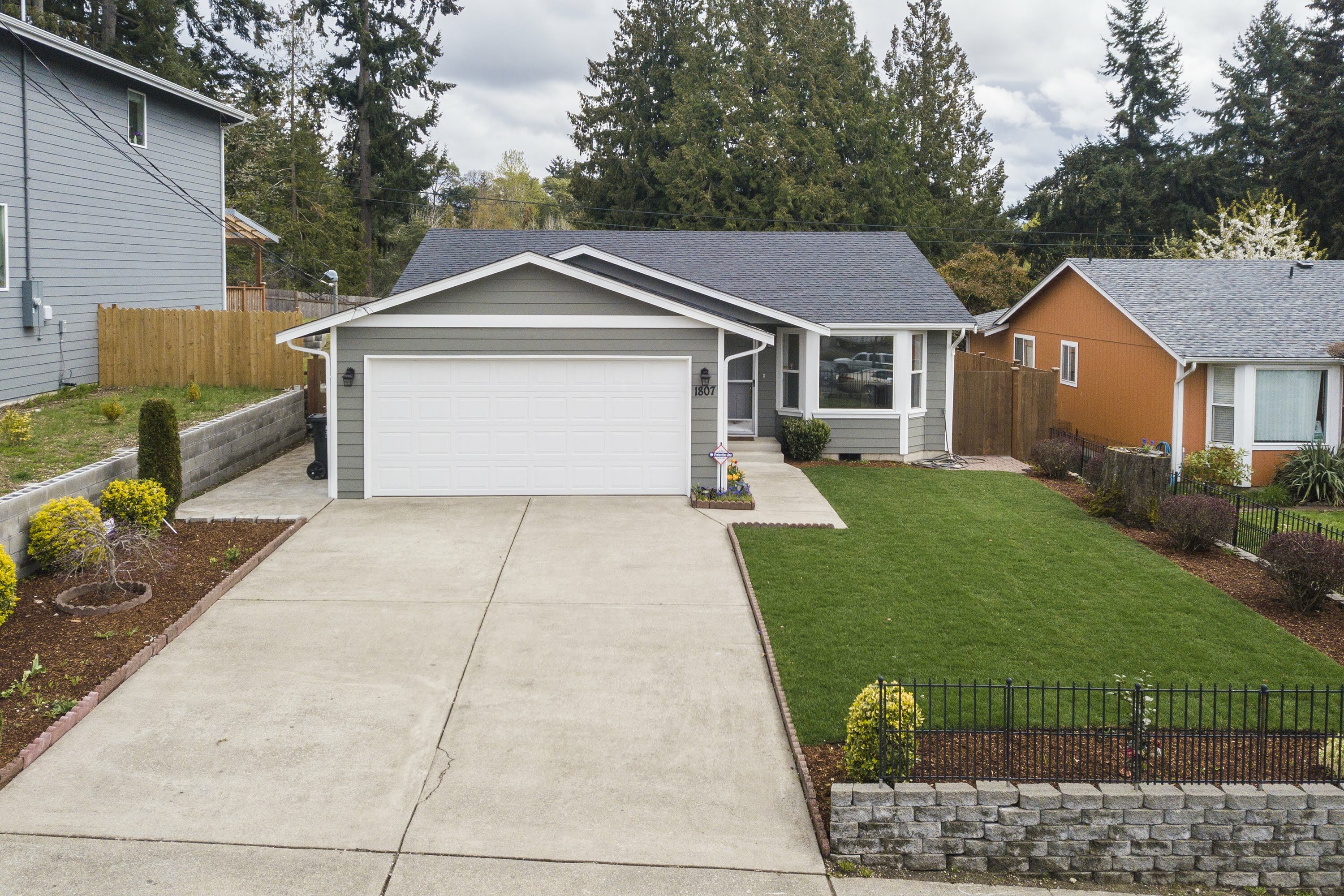 Property Photo:  1807 S Mason Ave  WA 98405 