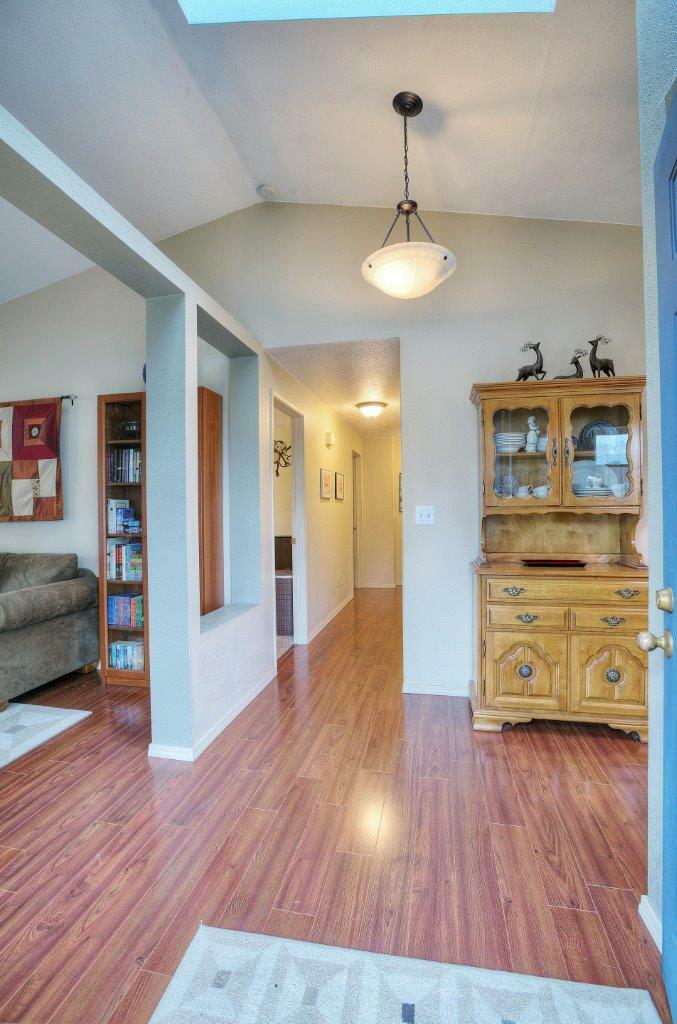 Property Photo: Foyer 14541 136th St Ct E  WA 98360 