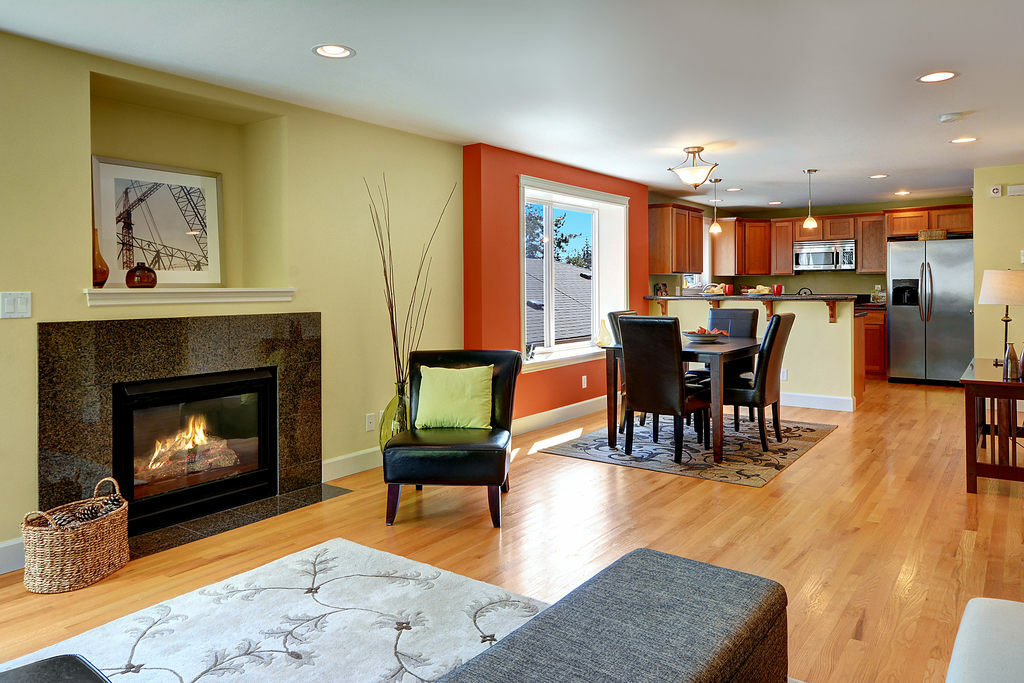 Property Photo: Living Room 11032 Greenwood Ave N A  WA 98133 