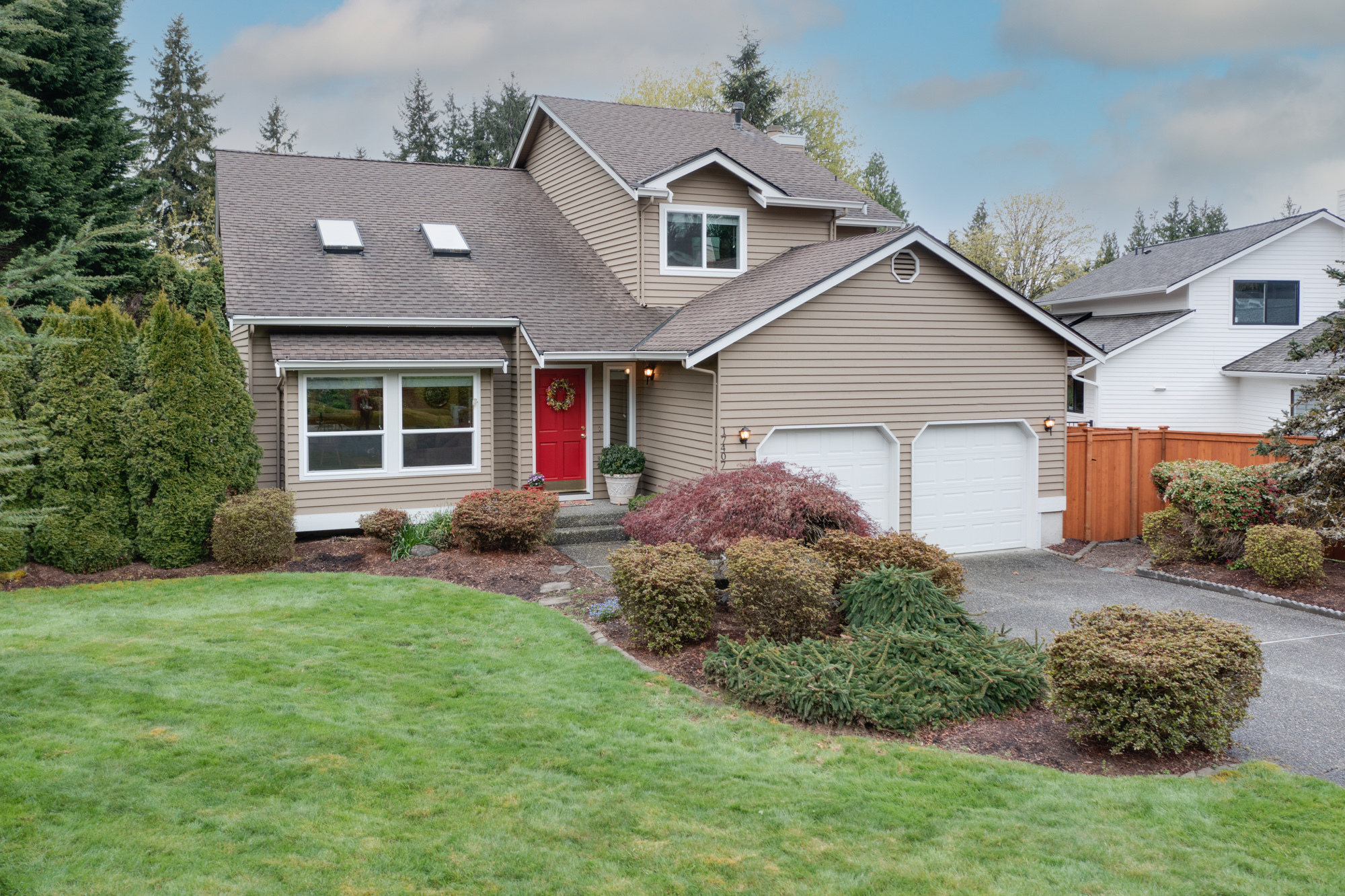 Property Photo: 17407 NE 137th Street WA 98052