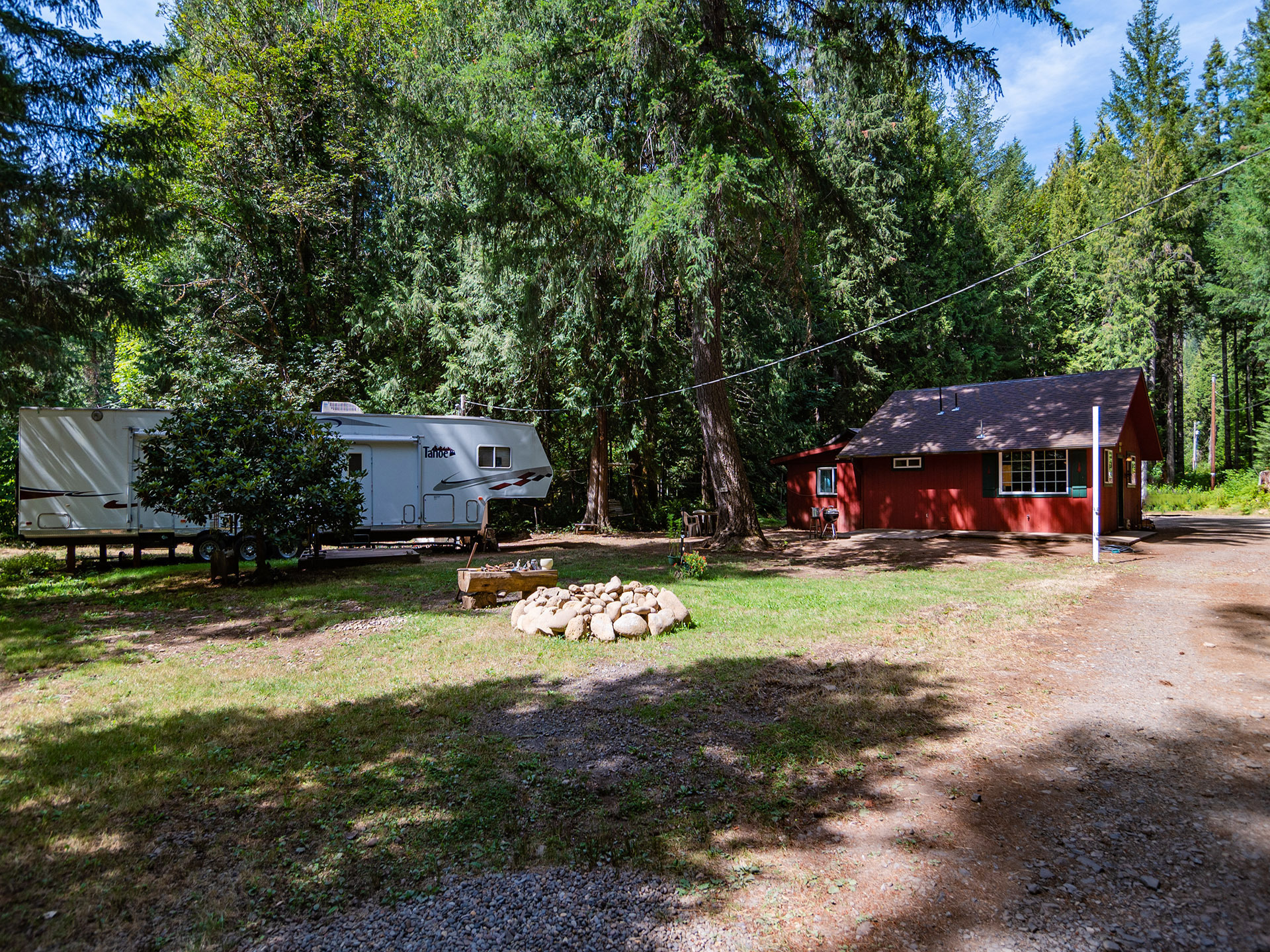 Property Photo:  57051 North Bank Rd  OR 97413 