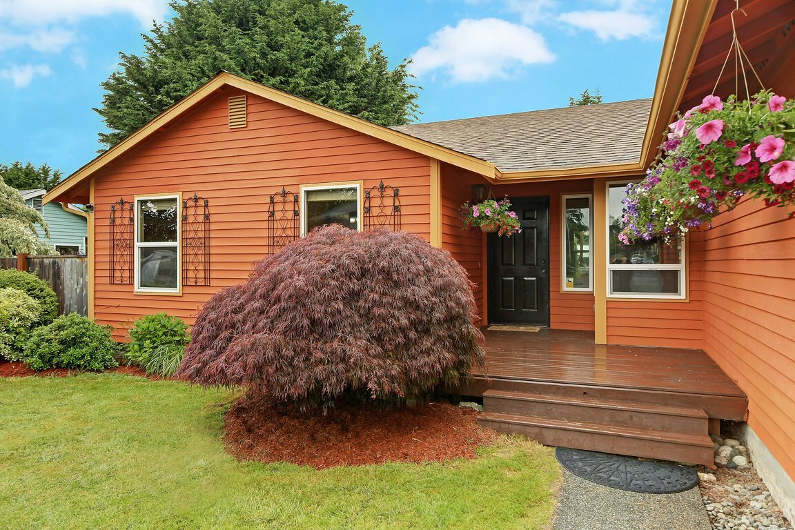 Property Photo:  7201 74th St NE  WA 98270 