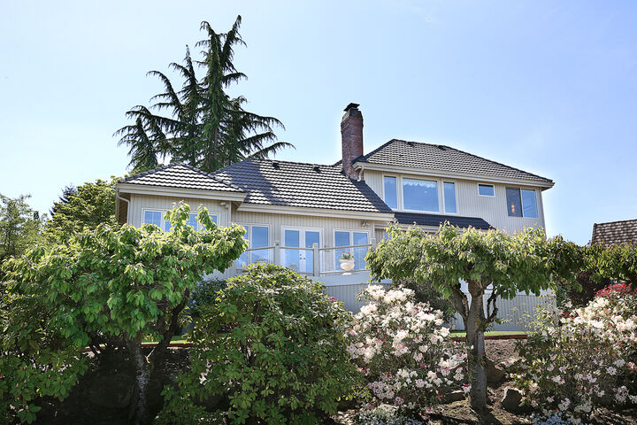 4453 170th Ave SE  Bellevue WA 98006 photo