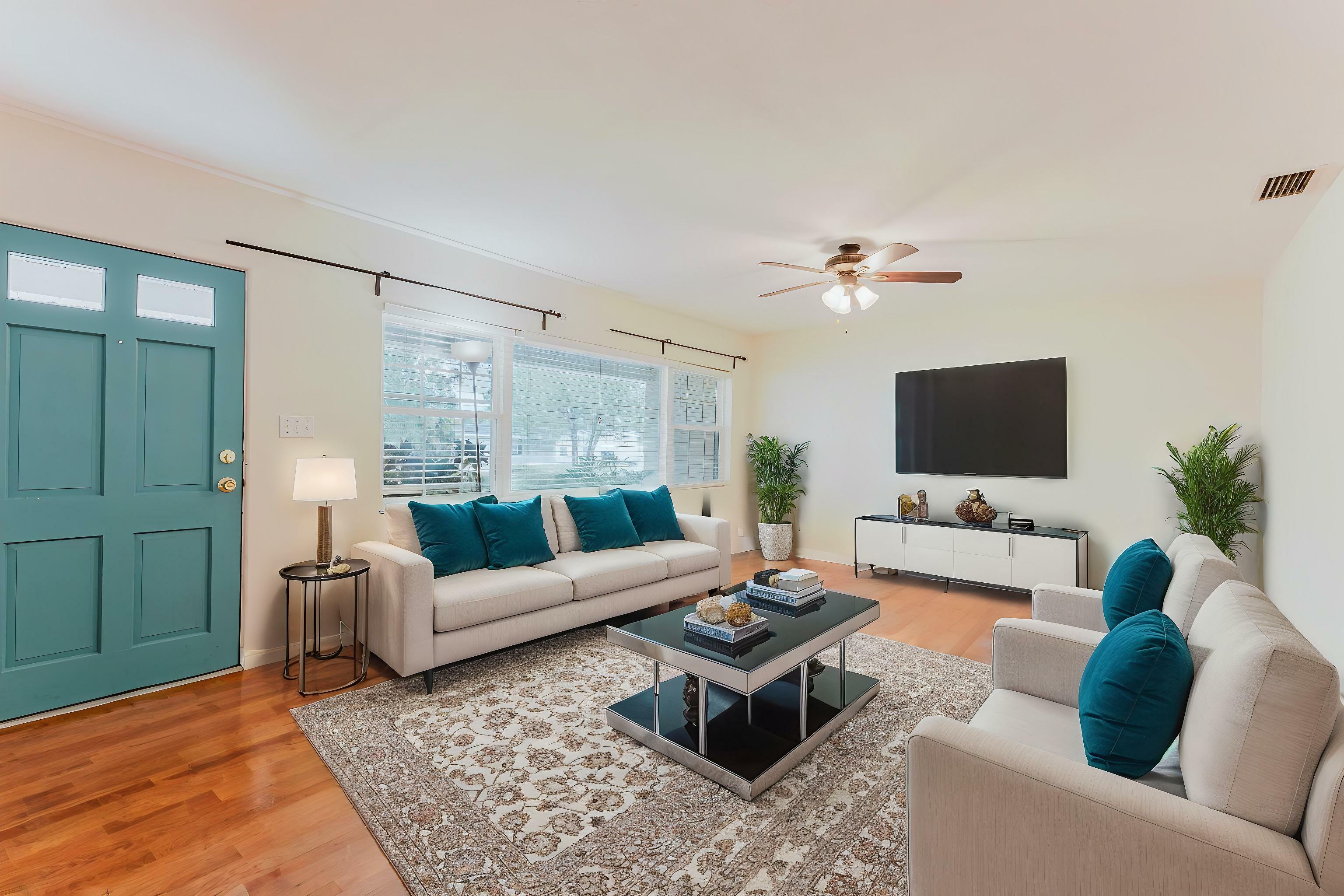 Property Photo:  735 Baltimore Drive  FL 32810 