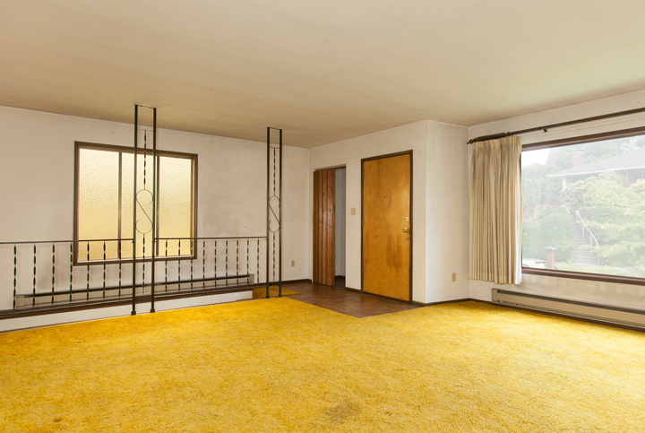 Property Photo: Living room 7049 16th Ave NE WA 98115
