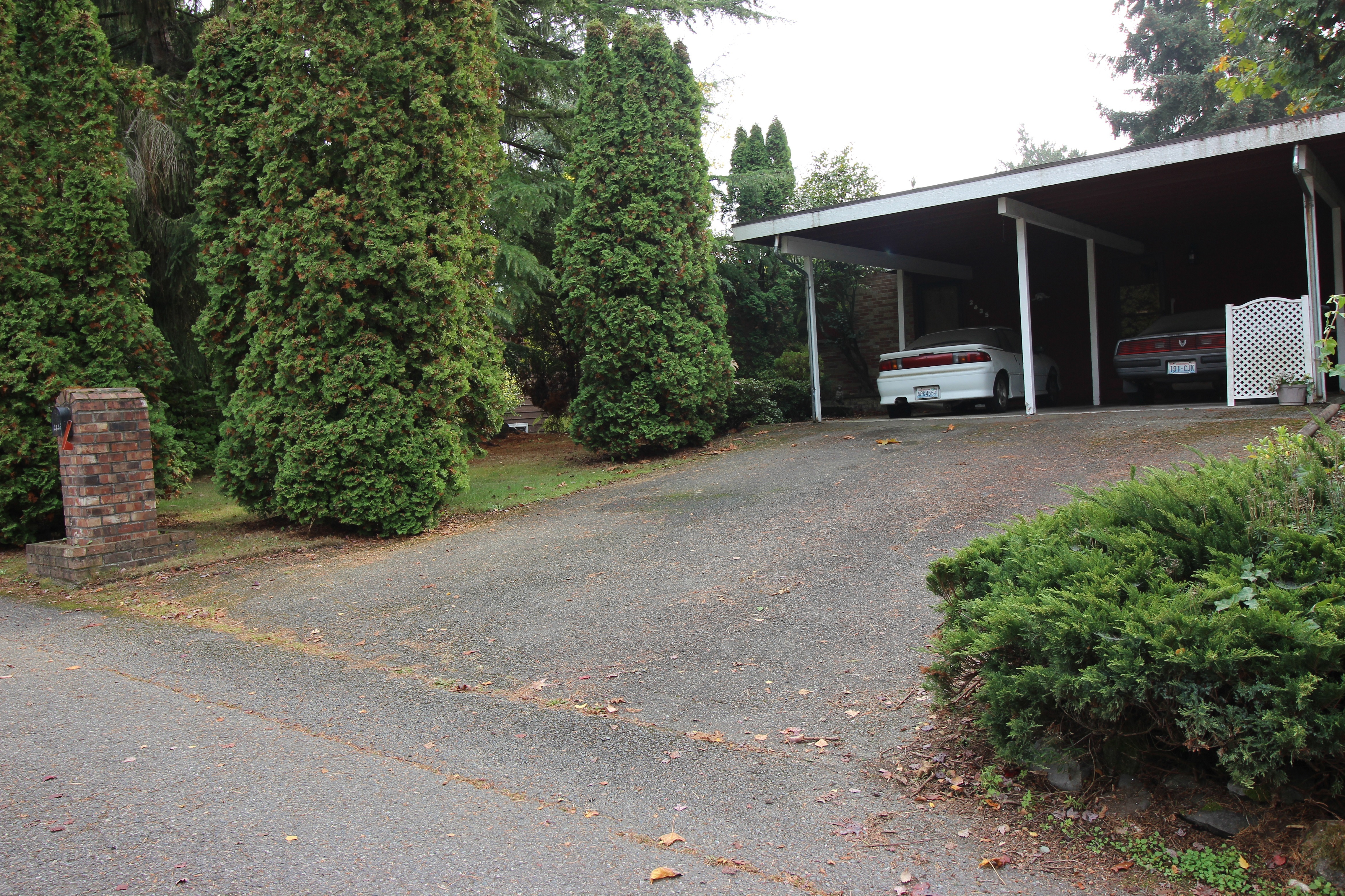 Property Photo:  2435 S 219th St  WA 98198 