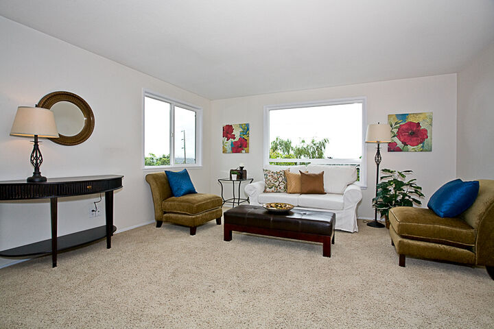 Property Photo: Living room 6507 2nd Ave NW WA 98117
