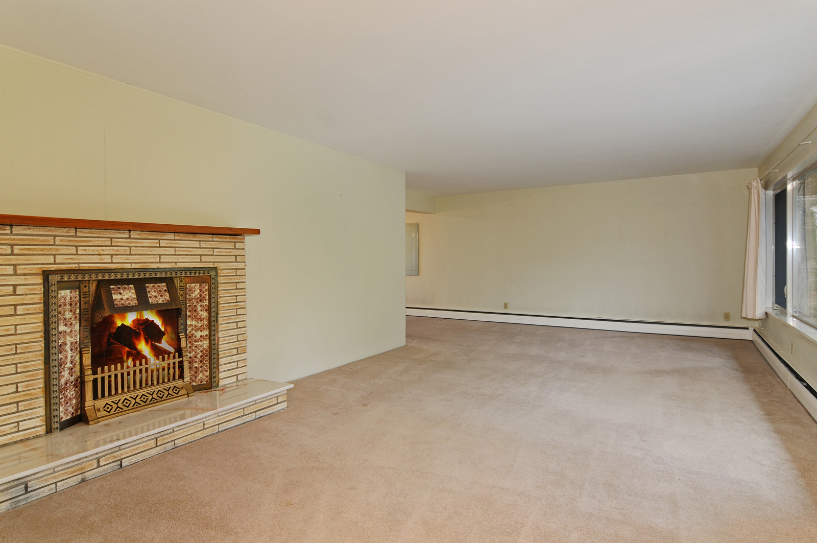 Property Photo: 2004 E Galer St WA 98112